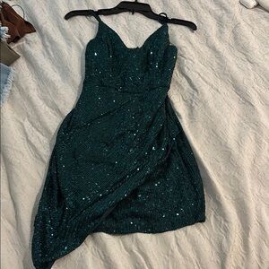 Elegant Green Sequin Dress
